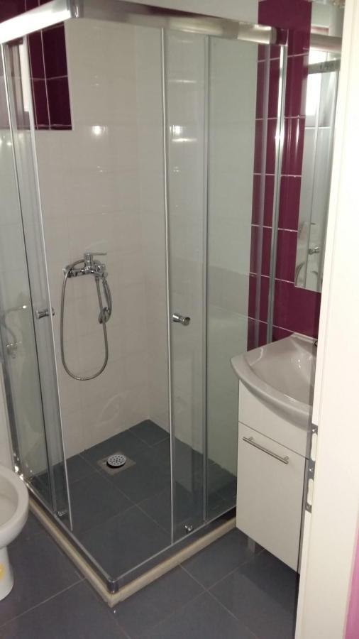 Apartmani Slavica Makarska Bagian luar foto