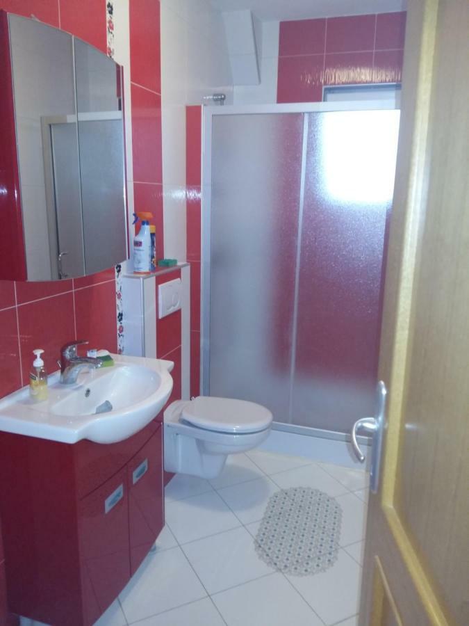 Apartmani Slavica Makarska Bagian luar foto