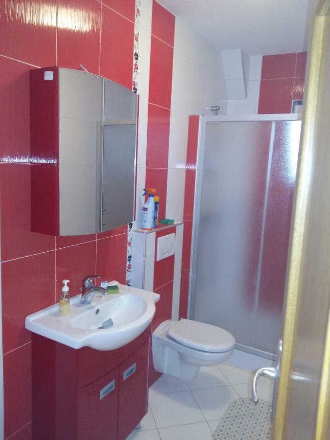 Apartmani Slavica Makarska Bagian luar foto